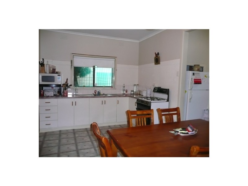 414 Logan Rd, North Albury NSW 2640