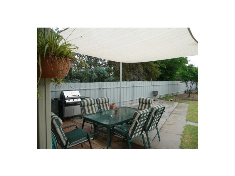 414 Logan Rd, North Albury NSW 2640