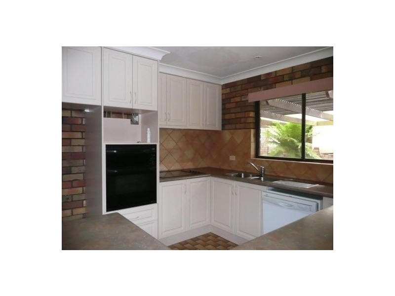 502 Regina Avenue, North Albury NSW 2640