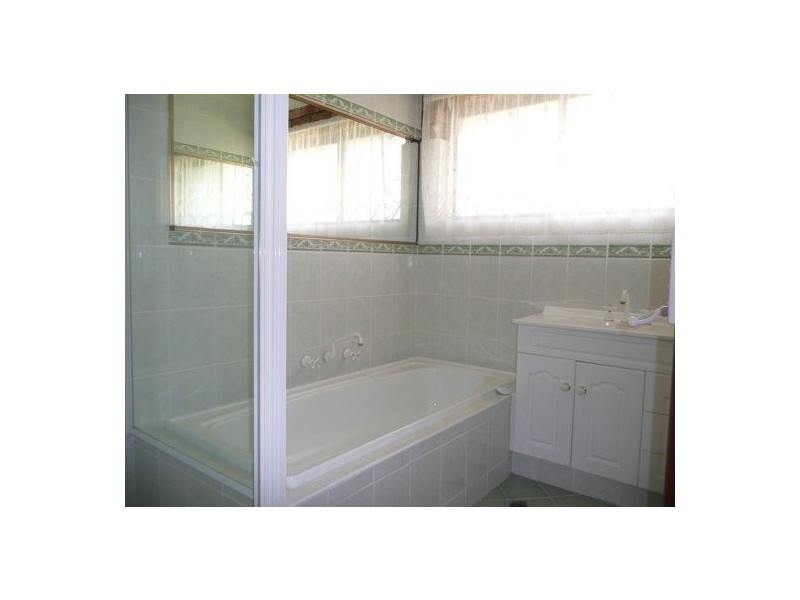 502 Regina Avenue, North Albury NSW 2640