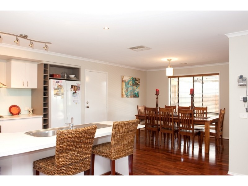 12  Jarrah Court, East Albury NSW 2640