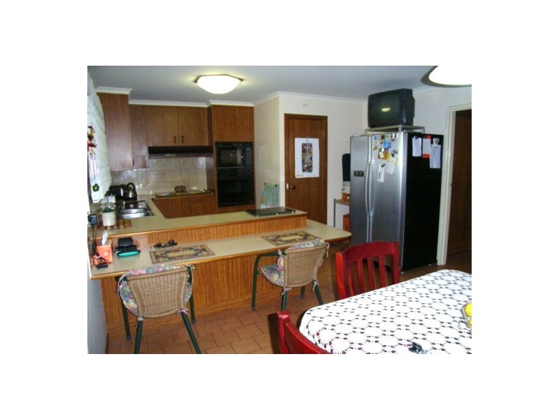 11 Valverde Crt, Thurgoona NSW 2640