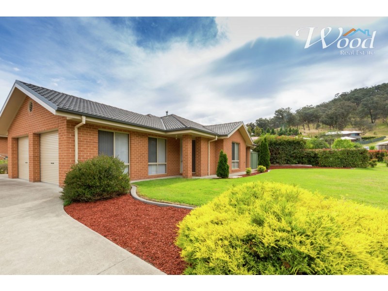 1/7 Lachlan Lane, Lavington NSW 2641