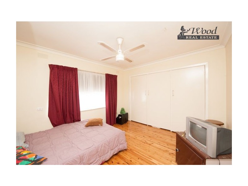 348 Urana Road, Lavington NSW 2641