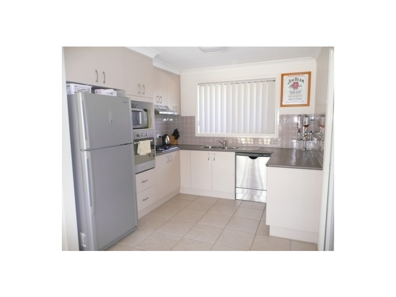 19 Darga Place, Lavington NSW 2641