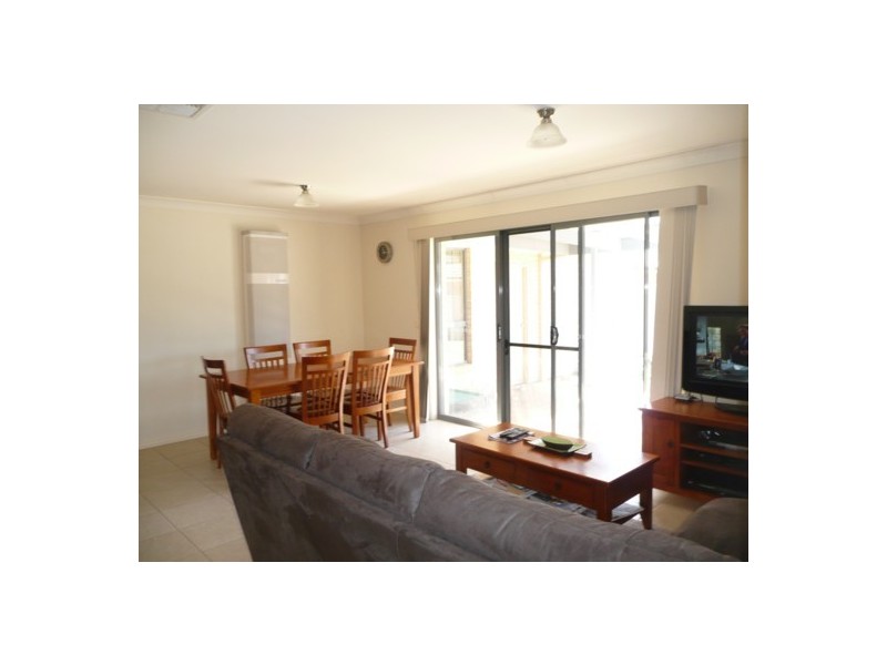 19 Darga Place, Lavington NSW 2641