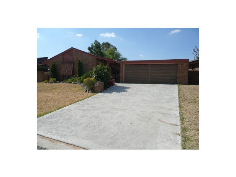 364 Shelley Ave, Lavington NSW 2641
