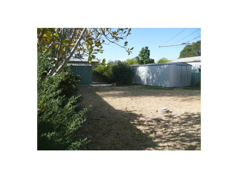364 Shelley Ave, Lavington NSW 2641