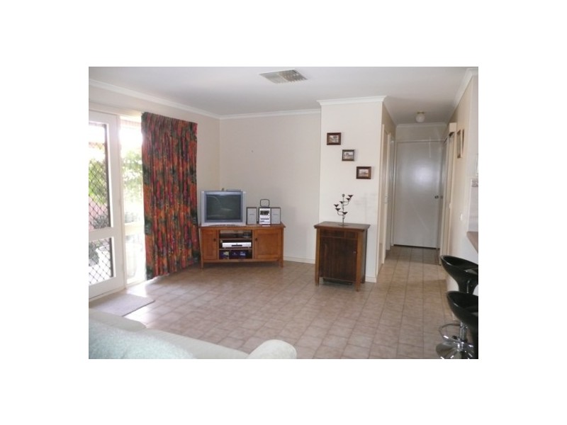 364 Shelley Ave, Lavington NSW 2641