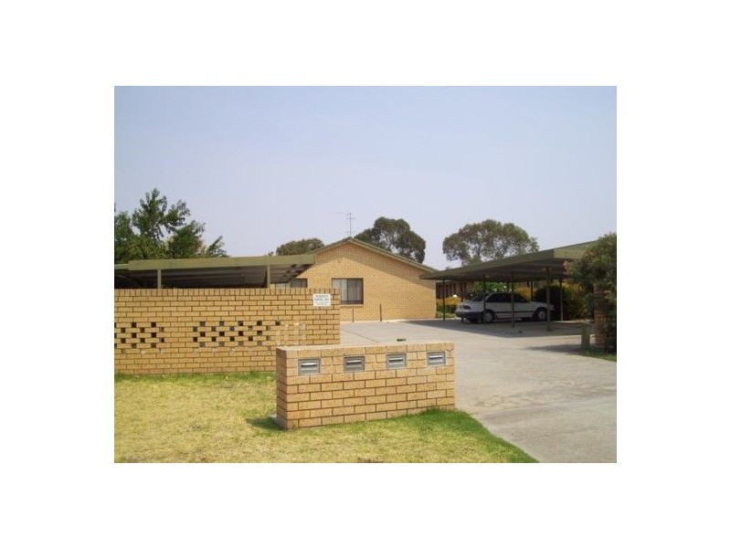 9/611 Prune Street, Lavington NSW 2641