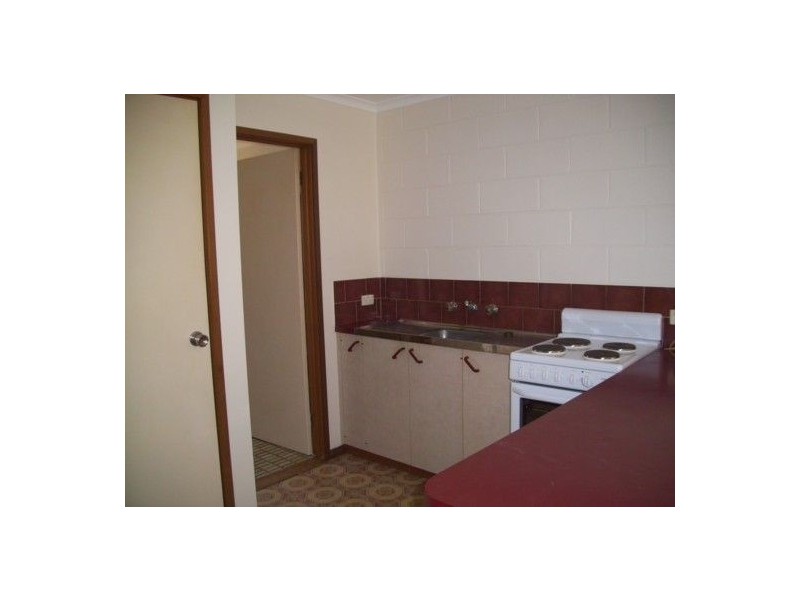 9/611 Prune Street, Lavington NSW 2641