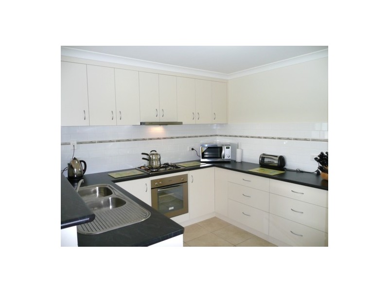 87 Adams Street, Jindera NSW 2642