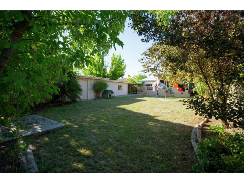 237 Kooba, North Albury NSW 2640