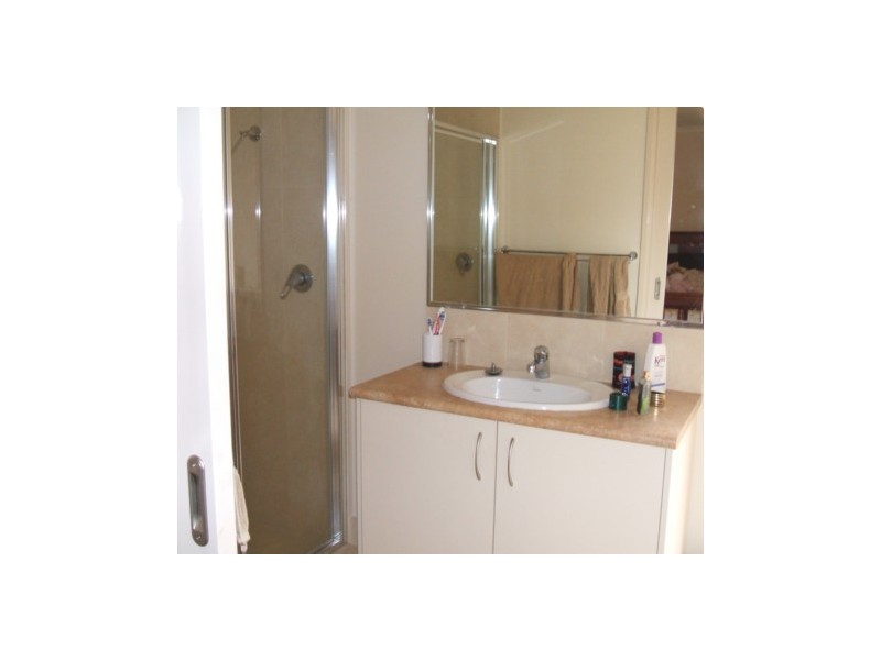 1 St Levans Circuit, Lavington NSW 2641