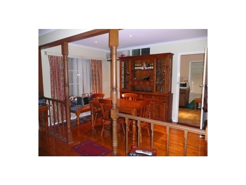 432 Parkview Cres, Lavington NSW 2641