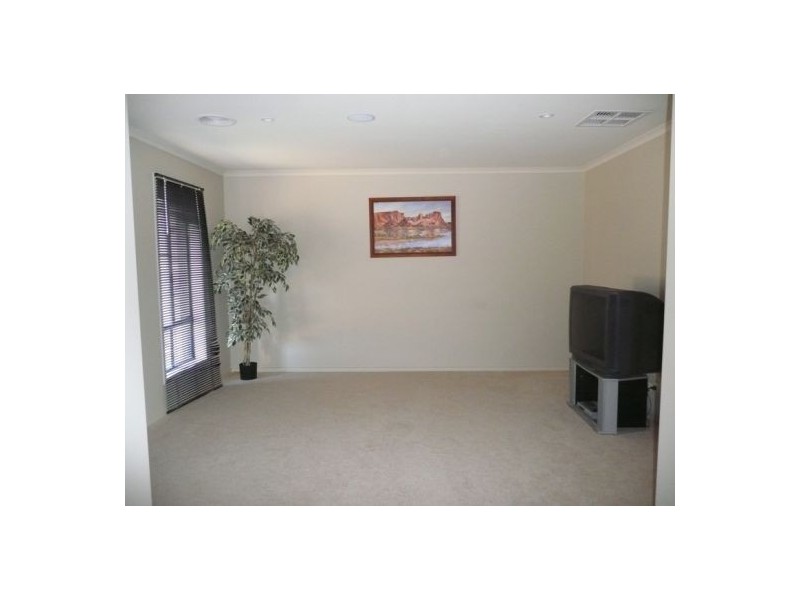 56 Dryandra Way, Thurgoona NSW 2640