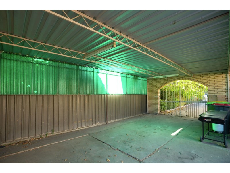 237 Kooba Street, North Albury NSW 2640