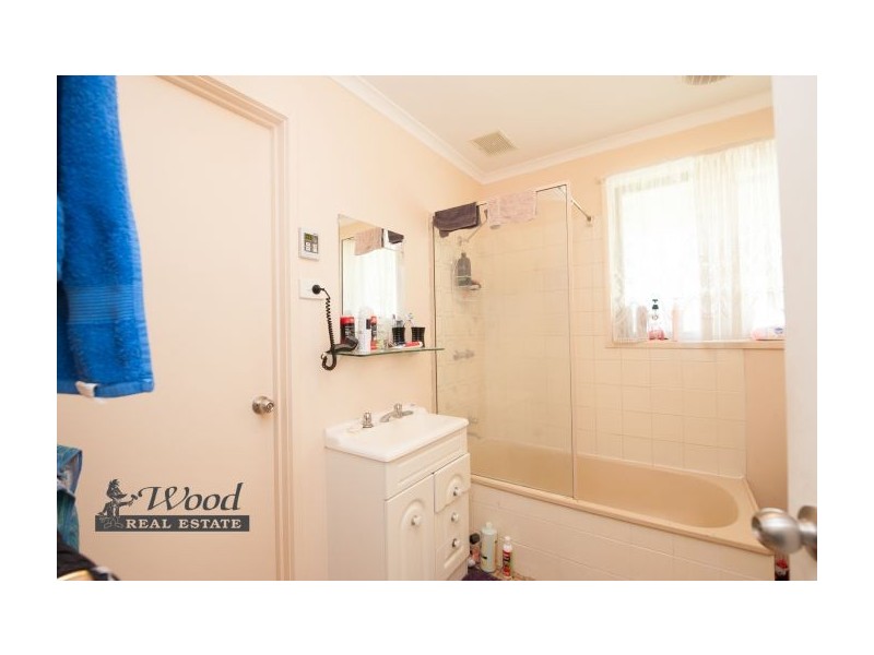 456 Kaitlers Rd, Lavington NSW 2641