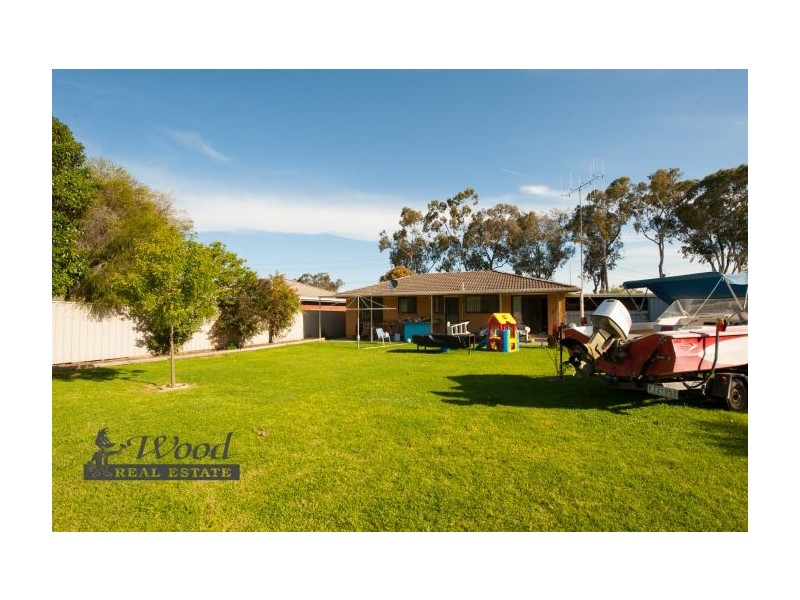 456 Kaitlers Rd, Lavington NSW 2641