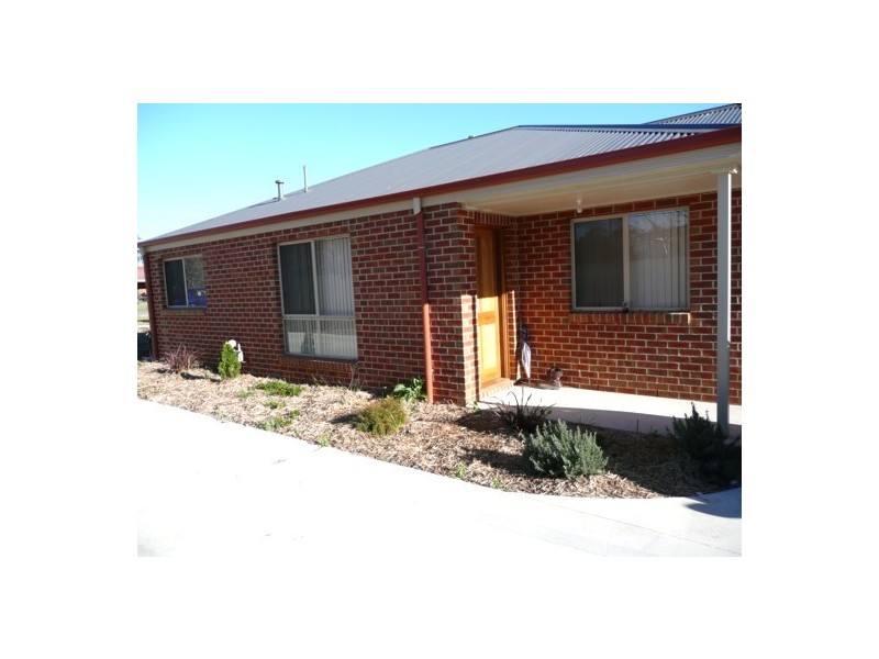 Unit 1-107 Mitchell St, Jindera NSW 2642