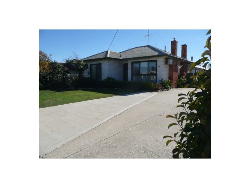 524 Union Road, Lavington NSW 2641