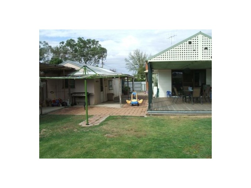 524 Union Road, Lavington NSW 2641