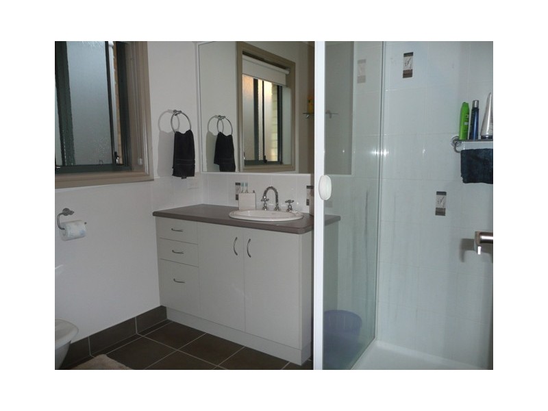 21  Mountain Way, Lavington NSW 2641