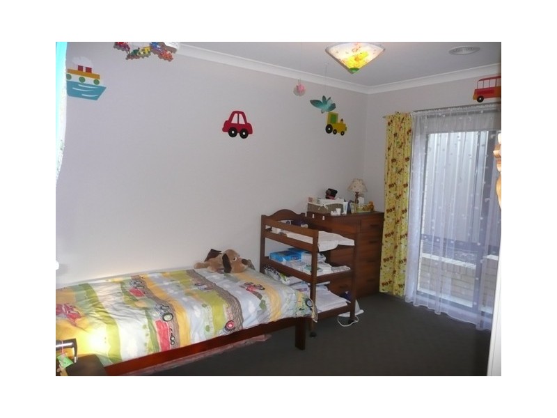 21  Mountain Way, Lavington NSW 2641