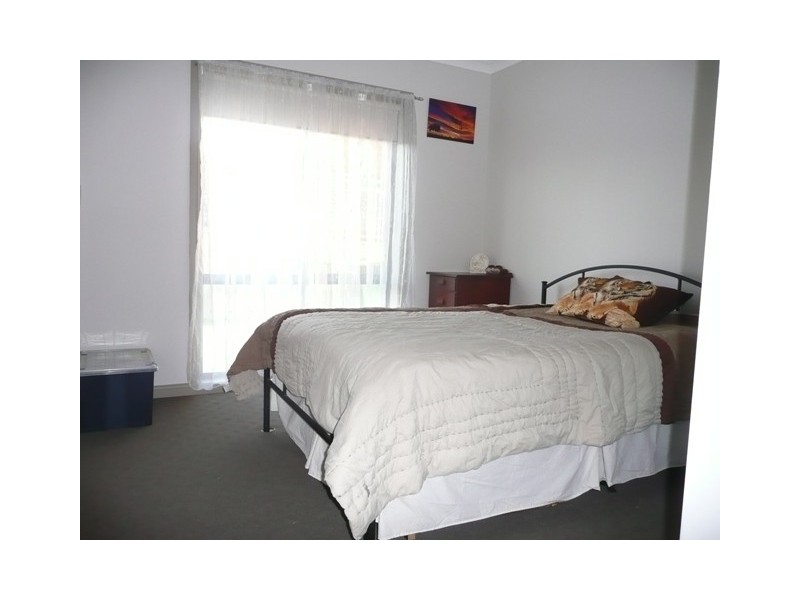 21  Mountain Way, Lavington NSW 2641