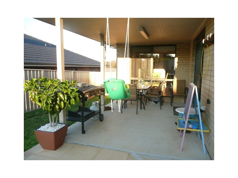 21  Mountain Way, Lavington NSW 2641