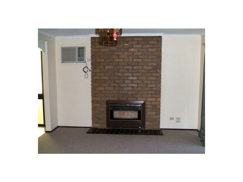 396 Prune st, Lavington NSW 2641