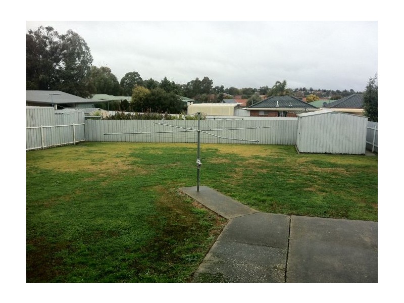 277 Kaitlers Road, Lavington NSW 2641