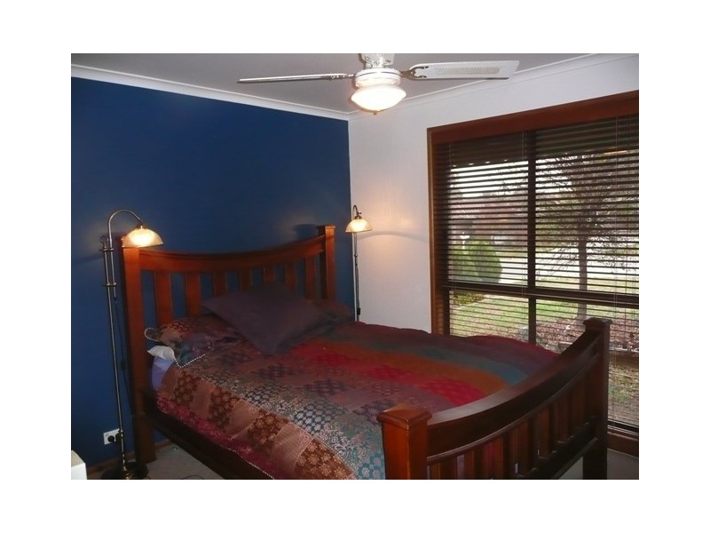 18 Hauteville Court, Thurgoona NSW 2640