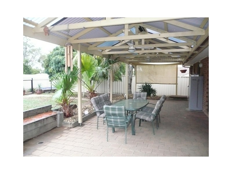 18 Hauteville Court, Thurgoona NSW 2640