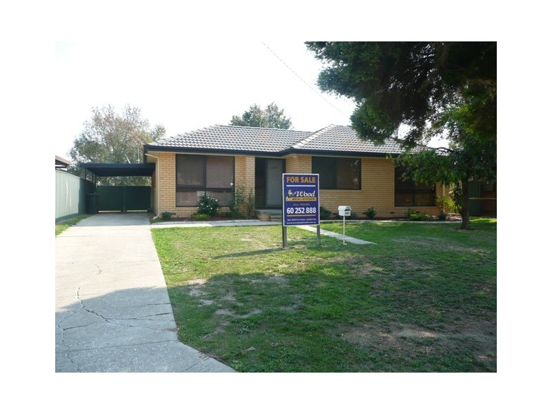 697 Lavis Street, East Albury NSW 2640