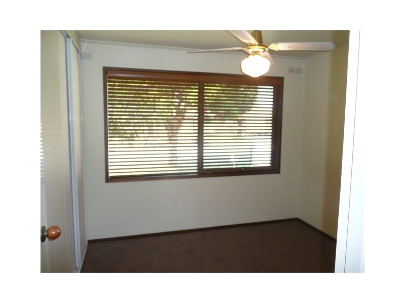 697 Lavis Street, East Albury NSW 2640