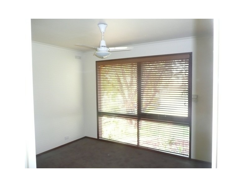 697 Lavis Street, East Albury NSW 2640