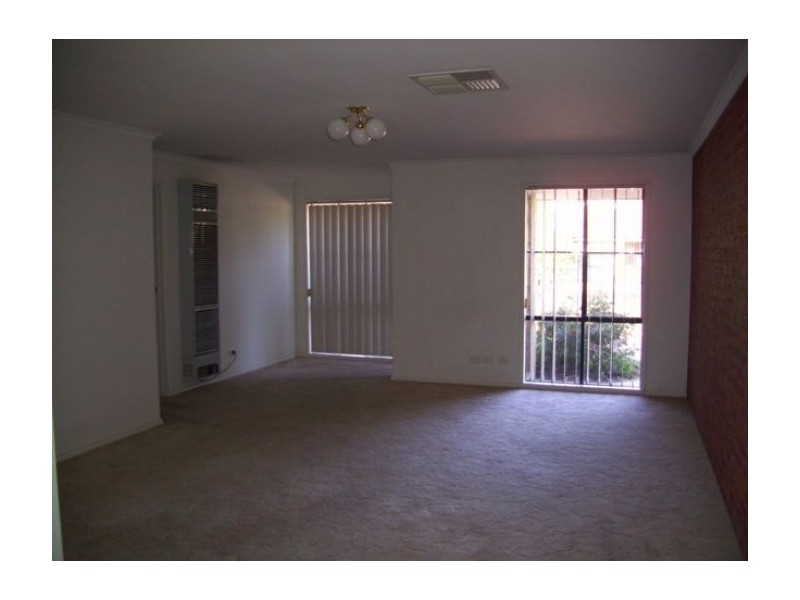 2/14 Tristan Court, Lavington NSW 2641