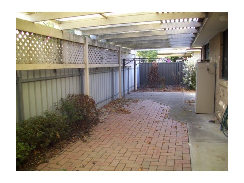 2/14 Tristan Court, Lavington NSW 2641