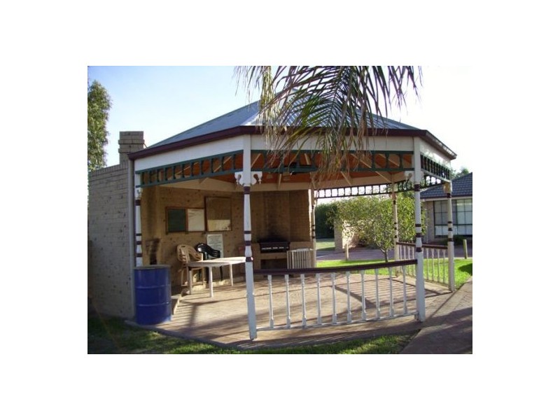 2/14 Tristan Court, Lavington NSW 2641