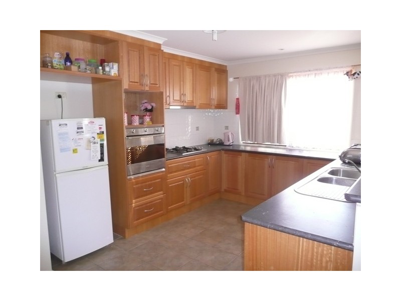 4  Lawrence Street, Jindera NSW 2642
