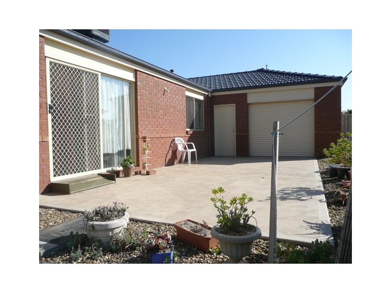 4  Lawrence Street, Jindera NSW 2642