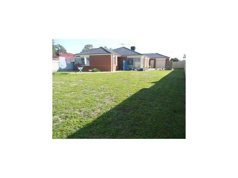 4  Lawrence Street, Jindera NSW 2642
