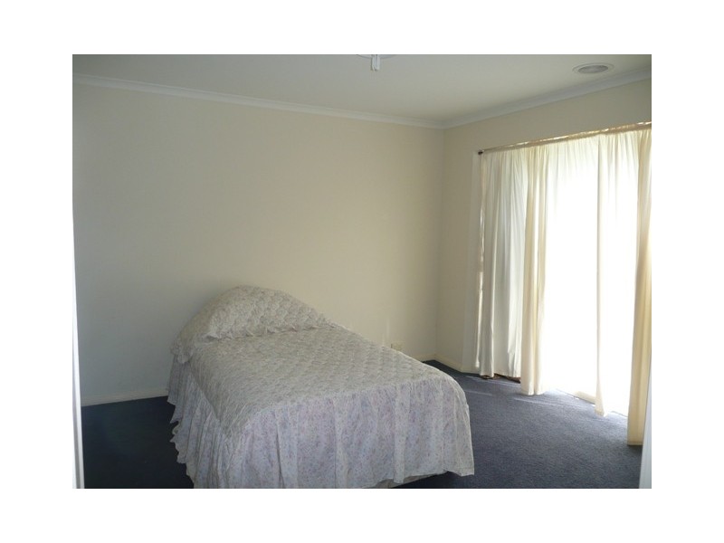 4  Lawrence Street, Jindera NSW 2642