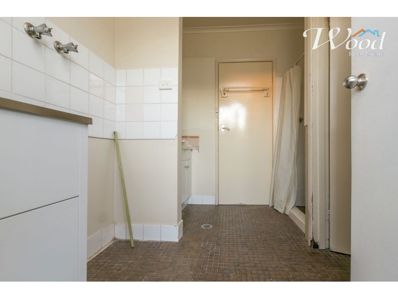 3/311 Moore Street, Lavington NSW 2641