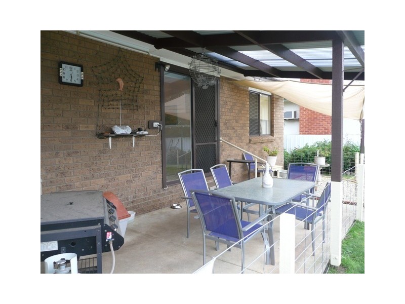 1/484 Douglas Road, Lavington NSW 2641