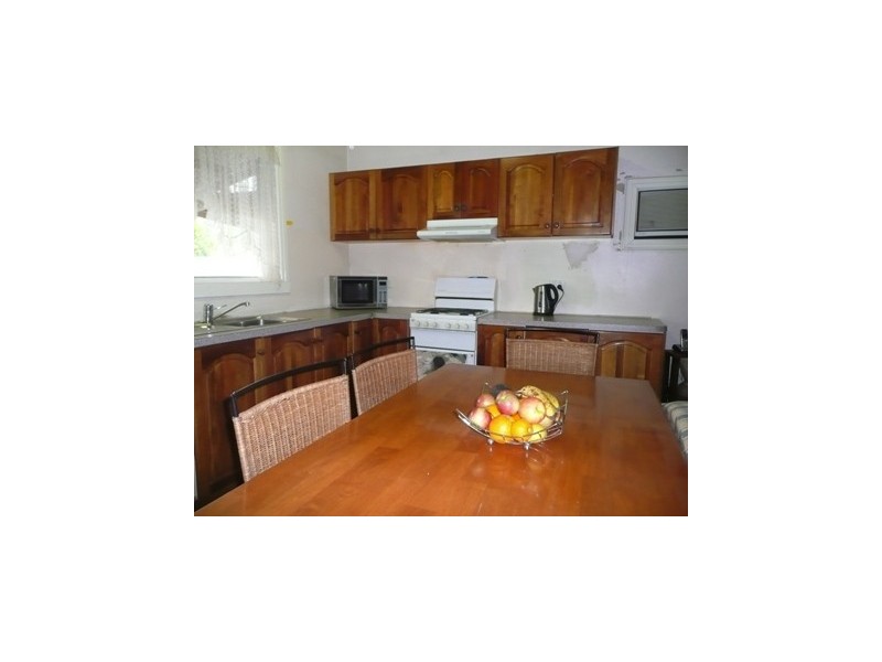 211 Andrews Street, East Albury NSW 2640