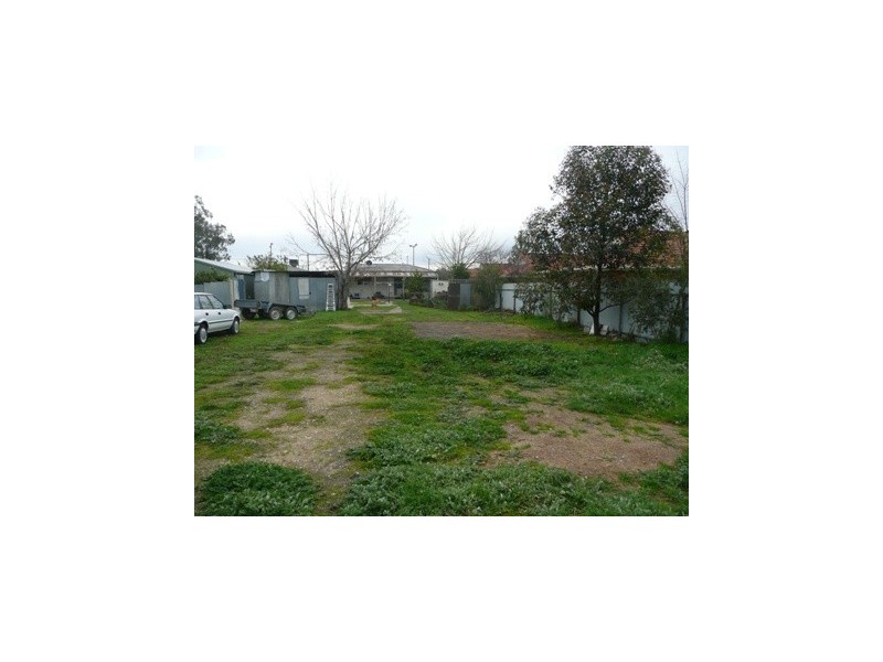 211 Andrews Street, East Albury NSW 2640