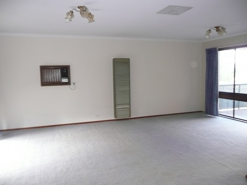 2 Hotham Circuit, Thurgoona NSW 2640