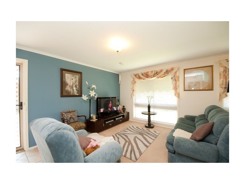 1/405 Ross Circuit, Lavington NSW 2641